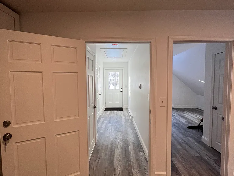 309 Main St #1 — Photo 9