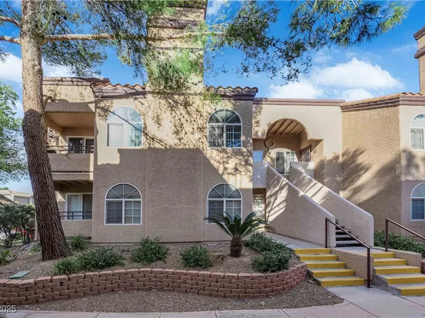 9325 W Desert Inn Rd APT 124, Las Vegas, NV 89117