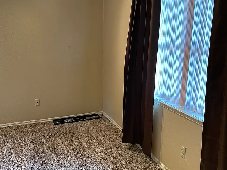 800 N Parkview Cir — Photo 9
