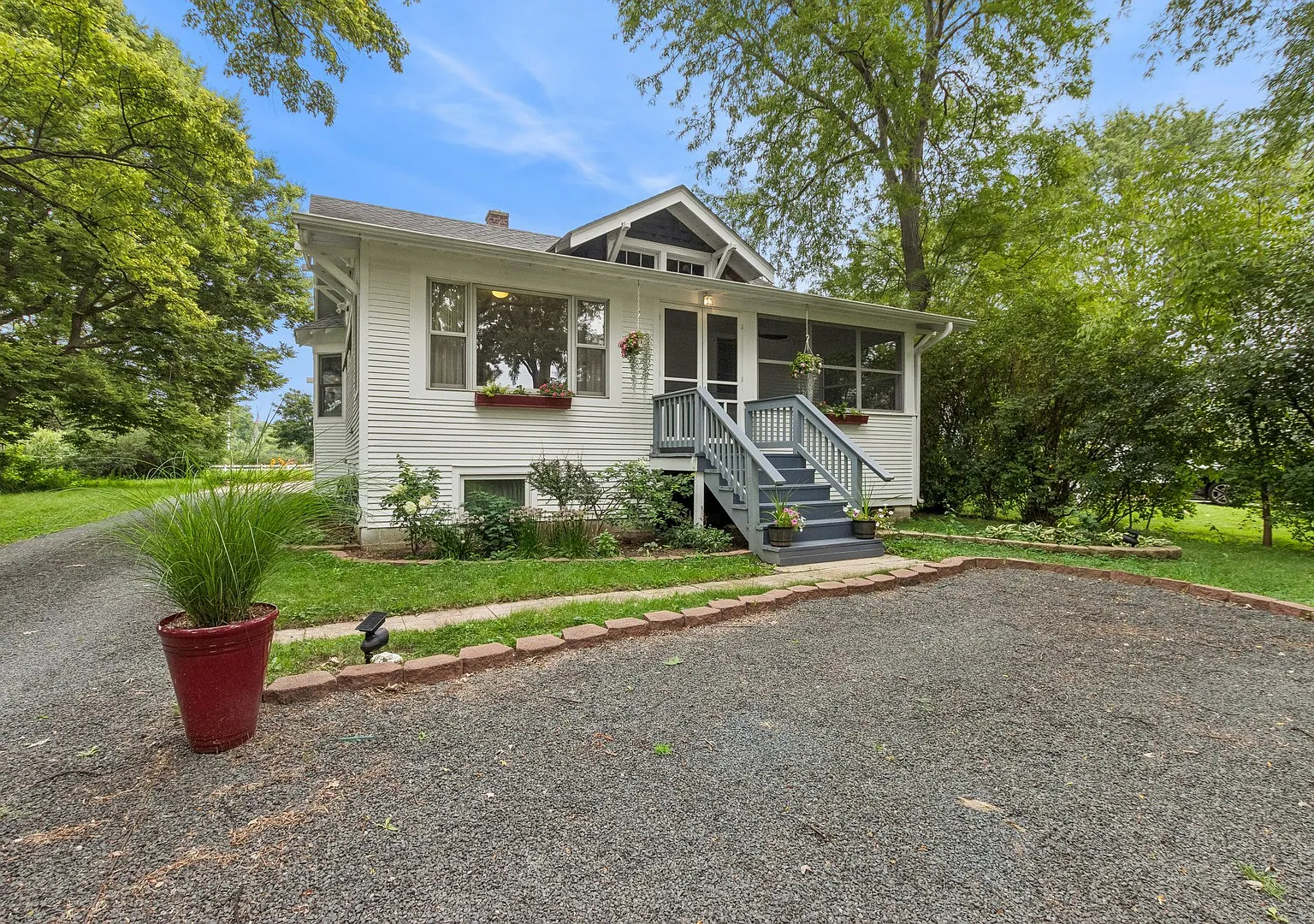 3 bed, 1783 sqft, $3,800 — Photo 1