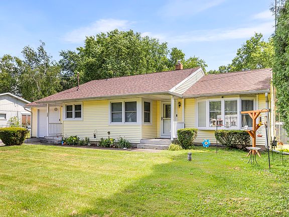 2nd image of 125 Oriole Dr