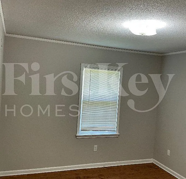 5819 Fox Lair Ave — Photo 9