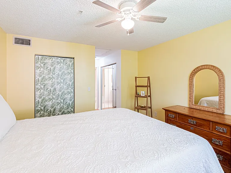 1230 Wildwood Lakes Blvd #202 — Photo 24