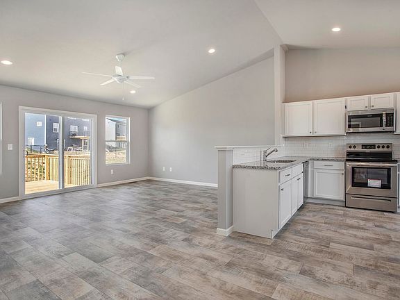 5th image of 2625 Baley Ct