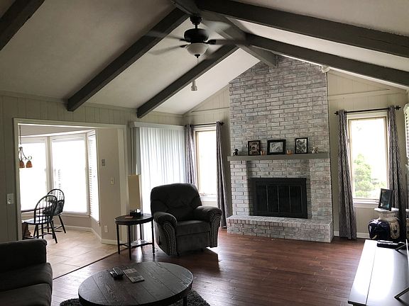 2nd image of 19201 Heritage Dr