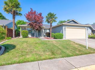 1214 Twin Rocks Dr, Central Pt, OR 97502