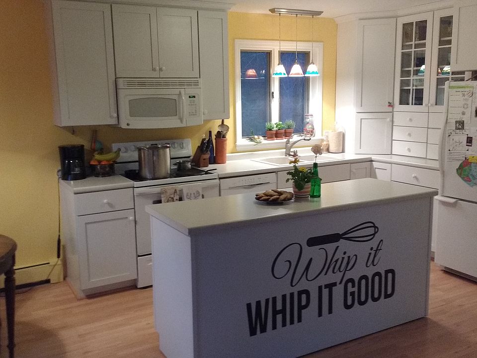 2nd image of 266 Maple Ave
