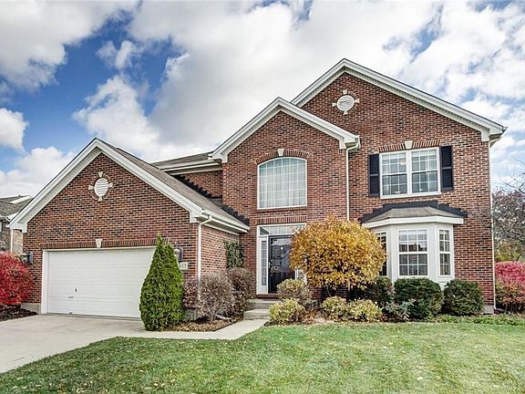 3rd image of 2615 Hillsdale Dr
