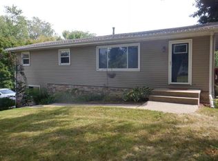 2707 Westchester Cir, Stoughton, WI 53589