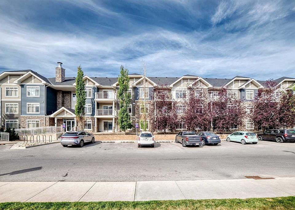1st image of 155 S Skyview Ranch Way NE #5114