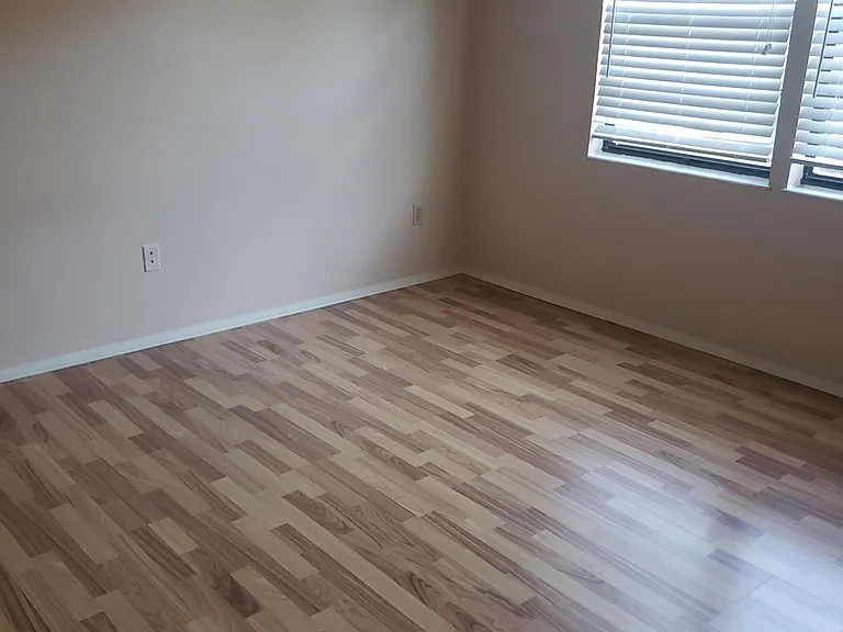 128 Camphor Cir #B — Photo 14