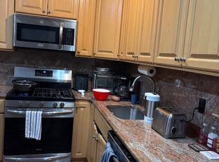 24310 132nd Rd FLOOR 1, Rosedale, NY 11422