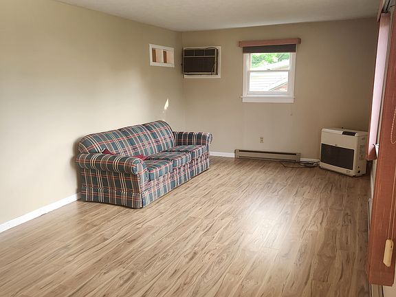 5th image of 399 S Main St #2