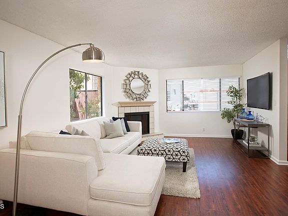 2nd image of 639 Ivy St APT 6