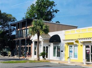 819 S 8th St, Fernandina Beach, FL 32034