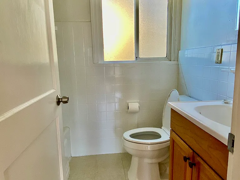 2336 Curtis St #A — Photo 7