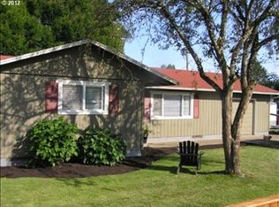 991 SE Elm St, Dundee, OR 97115