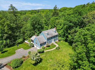 8 Caitlin Ln, Topsfield, MA 01983