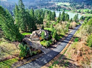 17922 S Lake Vista Dr, Oregon City, OR