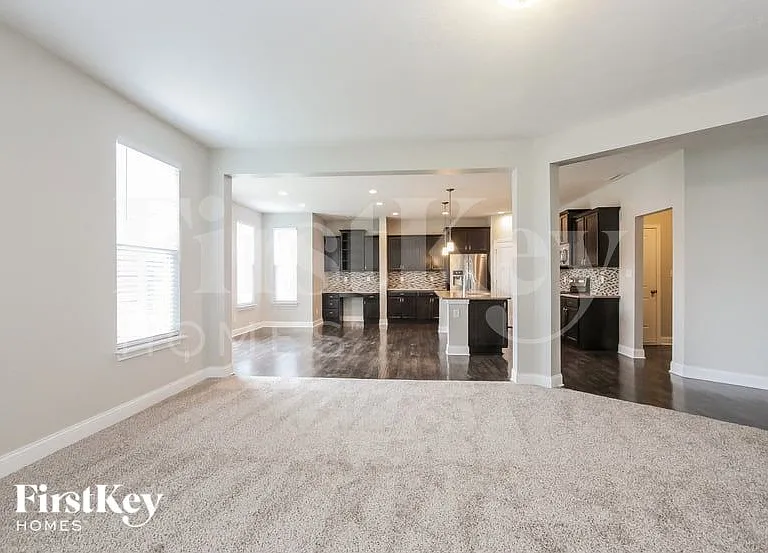 415 S Meadow Song Ct — Photo 3