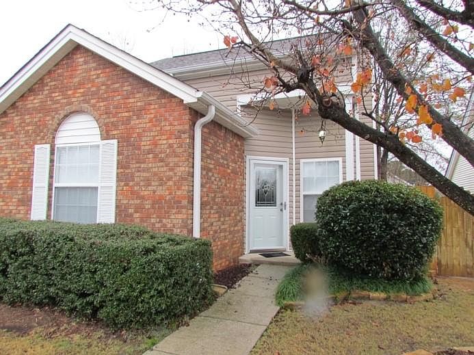 1st image of 2817 Robinwood Ln