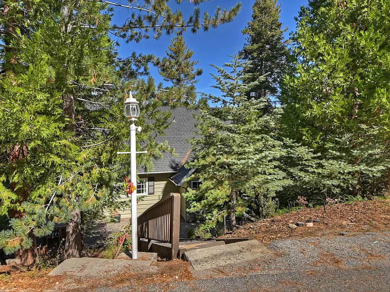 26319 Jacqueline Rd — Photo 46