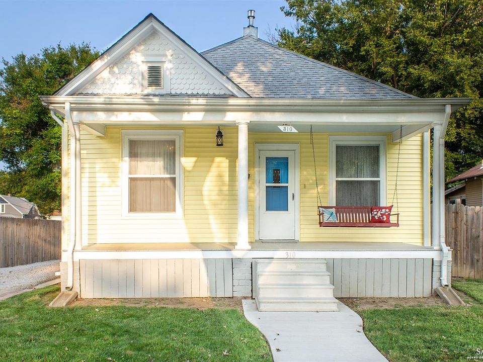 1st image of 310 N Oakdale Ave
