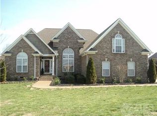 909 Thany Ct, Lebanon, TN 37087