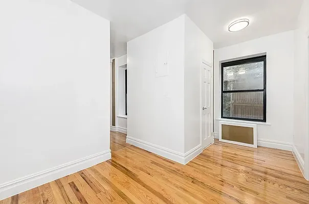 Rented by REAL New York | media 7