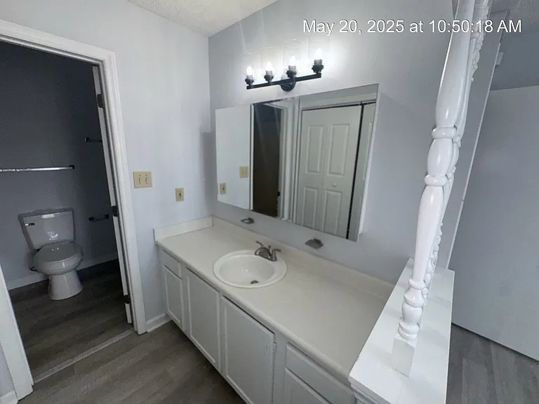1222 Skyline Dr — Photo 9