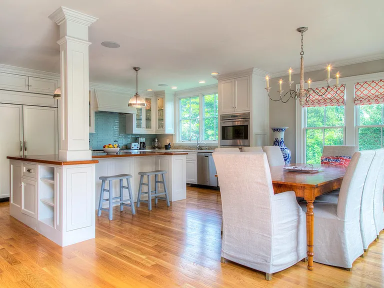 15 Berkeley Ave — Photo 3