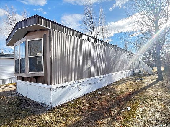 3rd image of 32 Rural Address