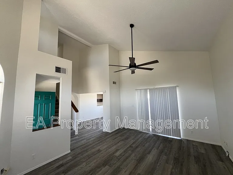 7259 Pajarito Rd NE — Photo 3