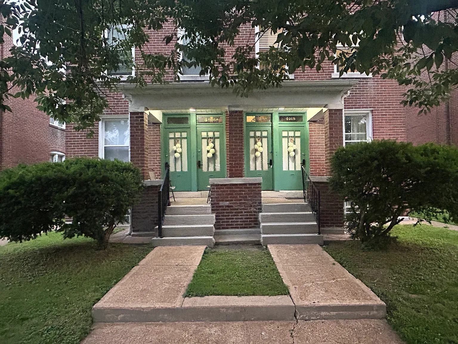 4918 Murdoch Ave — Photo 1