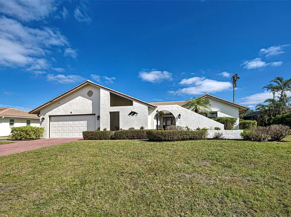 4 Dover Dr, Englewood, FL 34223
