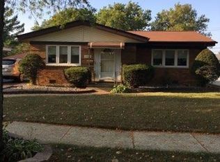 10830 Windsor Dr, Westchester, IL