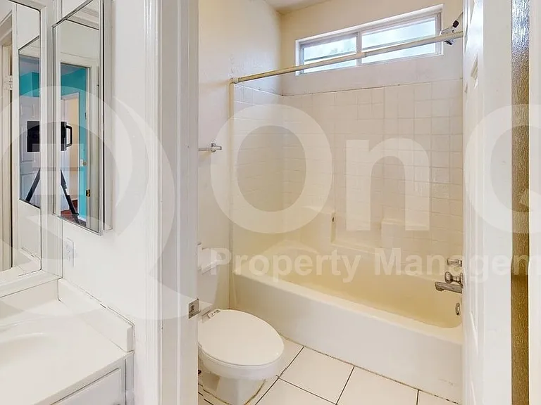 19611 N 33rd St — Photo 19