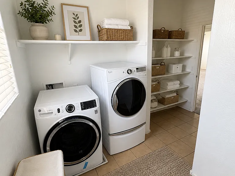 21221 W Berkeley Rd — Photo 9