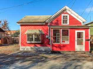 68 Jarvis St, Windsor, VT 05089