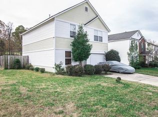 6107 McIntyre Ridge Dr, Charlotte, NC 28216