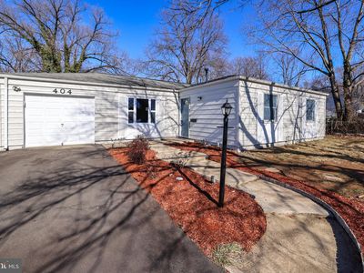 404 W Holly Ave, Sterling, VA, 20164