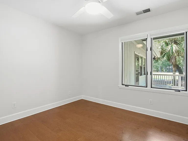 5 Fairlawn Ct — Photo 31