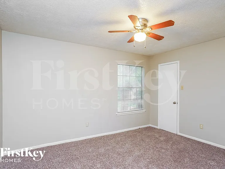 18111 Fireside Dr — Photo 12