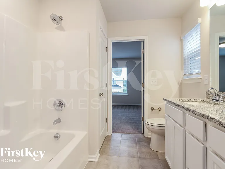 625 Goldburn Way — Photo 16