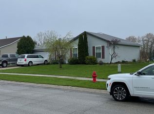 404 Prairie Ln, Fremont, IN 46737