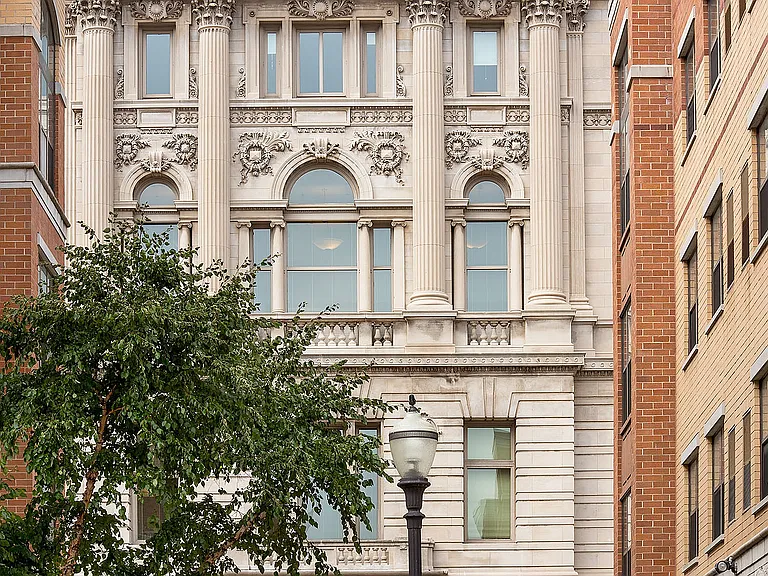 Library Hill Apartments — Photo 27