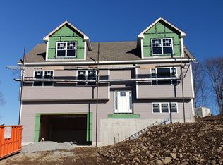 42 Grand View Ave, Lynn, MA 01904