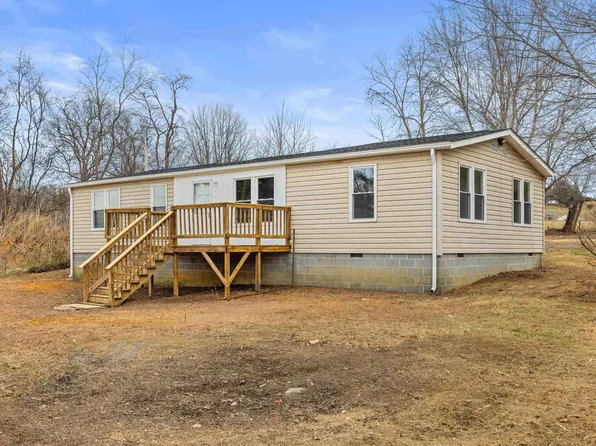 41 Pine Hill Ln, Stuarts Draft, VA 24477