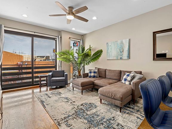 2nd image of 2016 N Wood St #2
