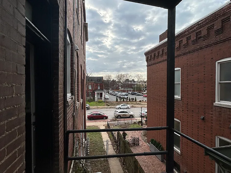 4935 McPherson Ave #3 — Photo 13